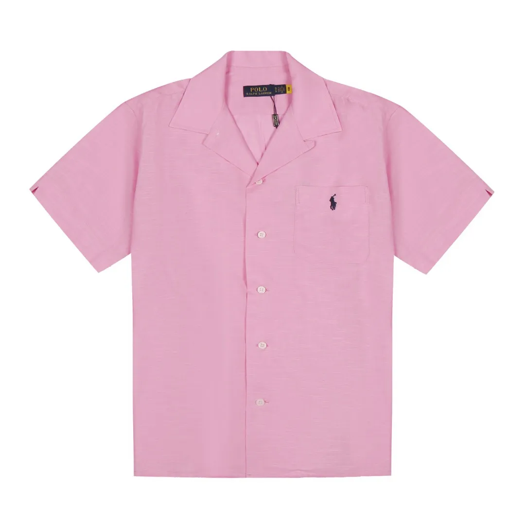 P230 White background picture [High-end quality] Style number: 25055# Color: Navy blue/off-white/ice blue/light pink/chicken yellow/khaki Size: S to XL - Ralph Lauren/Ralph Lauren 25SS Summer popular high-quality old money style Cuban collar pocket style short-sleeved linen couple shirt - originality restoration 95% cotton blended bamboo linen pre-car wash treatment tight and soft texture ✅ - 100% restored workmanship Complete professional shirt with embedded clips in bifurcated sleeves, top button earrings ✅ - Custom dyed original pearlescent white buttons with different sizes ✅ - Special shaped chiffon foil inside the collar door tube, which is not easy to deform and pull ✅ - Ralph Lauren/linen pocket style short-sleeved shirt. It is different from the classic style and has a niche style. It perfectly combines comfort and high-end. An indispensable piece in summer. It is both cool and textured. It is the king of ins style with every snap. It can be used for commuting and vacationing. There’s no pressure to switch between different styles, and the classics never go out of style.